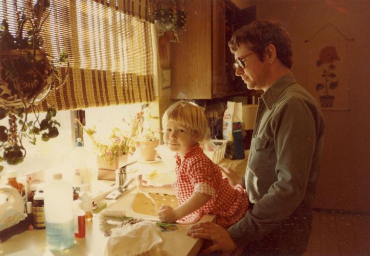 washing dishes with Moss